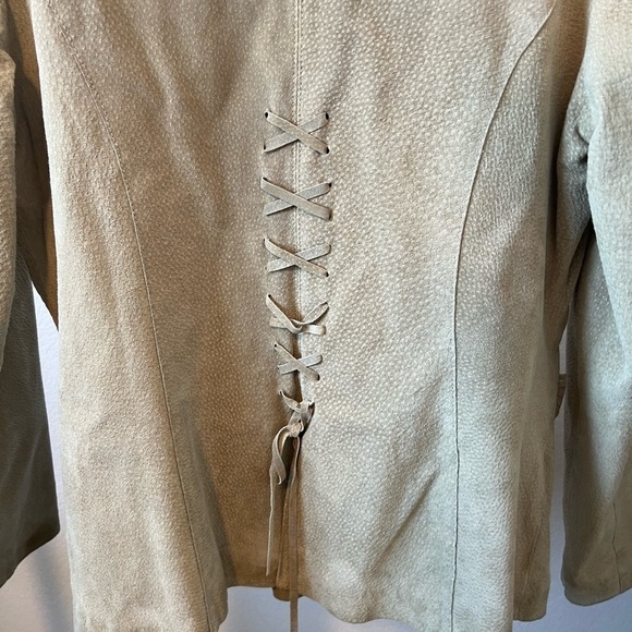 aria Women’s Beige Genuine Leather Jacket Size Medium - Picture 6 of 9